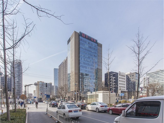 东莞横沥镇工业区智慧停车工程